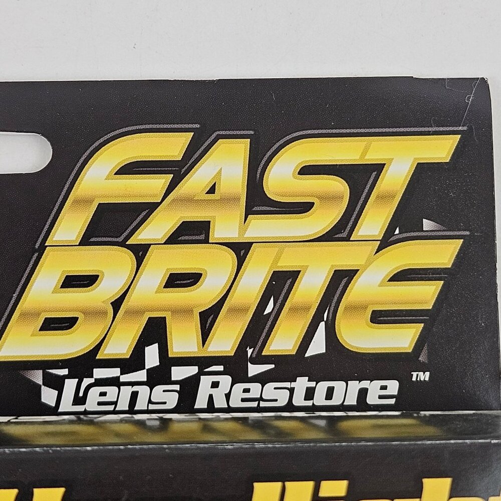 Fast Brite Auto Headlight Restorer Kit Lens Removes Oxidation Polishes Seals - Picture 2 of 12